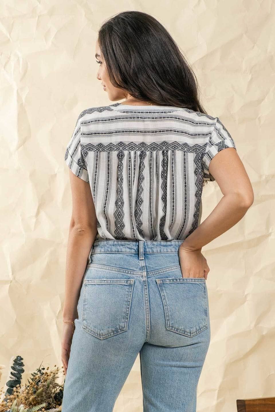 GEOMETRIC PATTERN WOVEN TOP