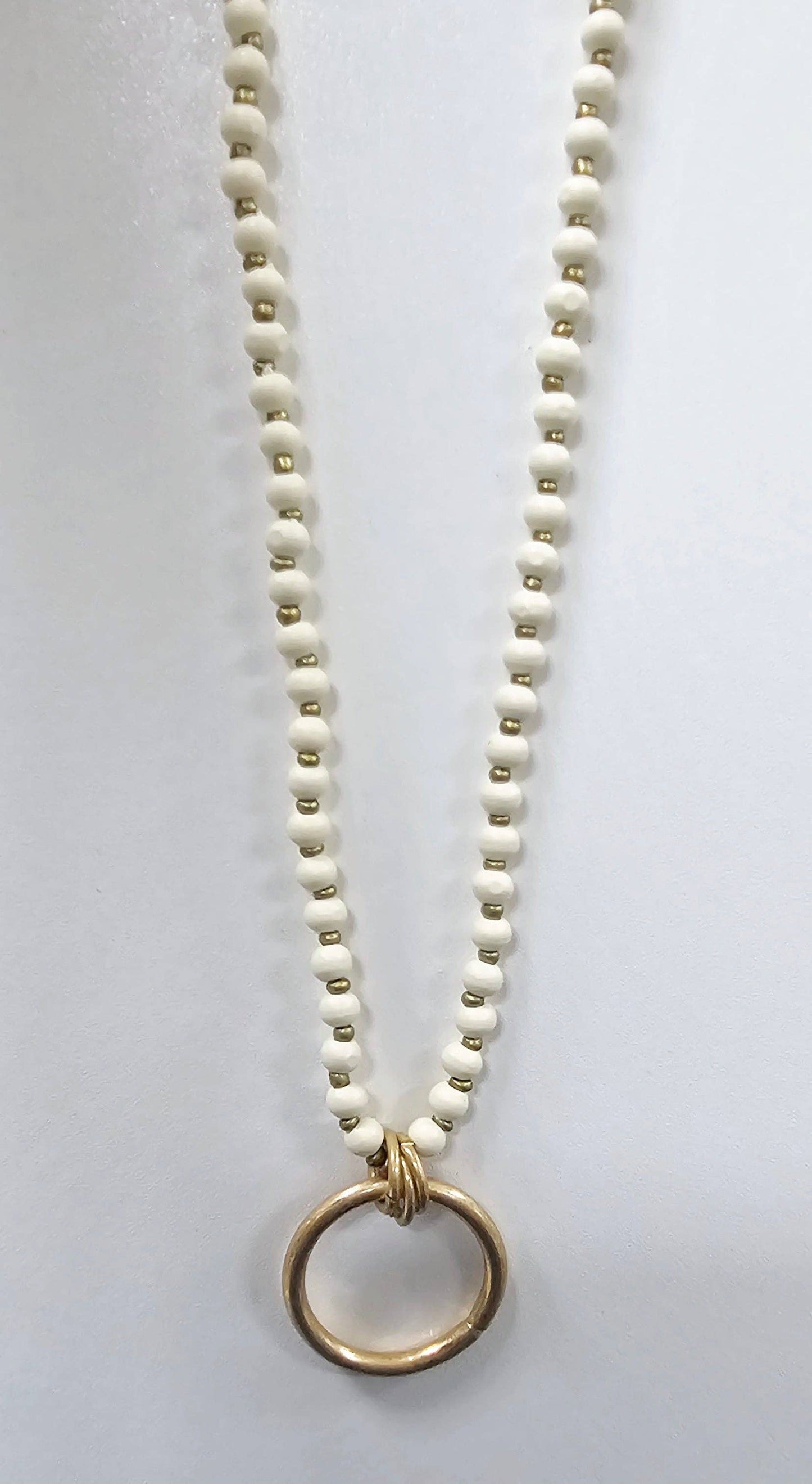 White Wood Beaded Necklace With Pendant