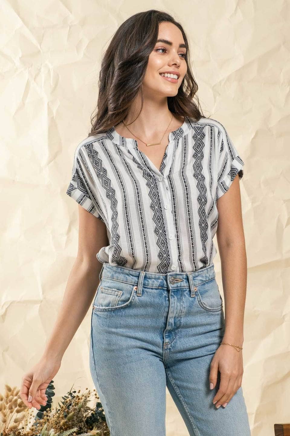 GEOMETRIC PATTERN WOVEN TOP