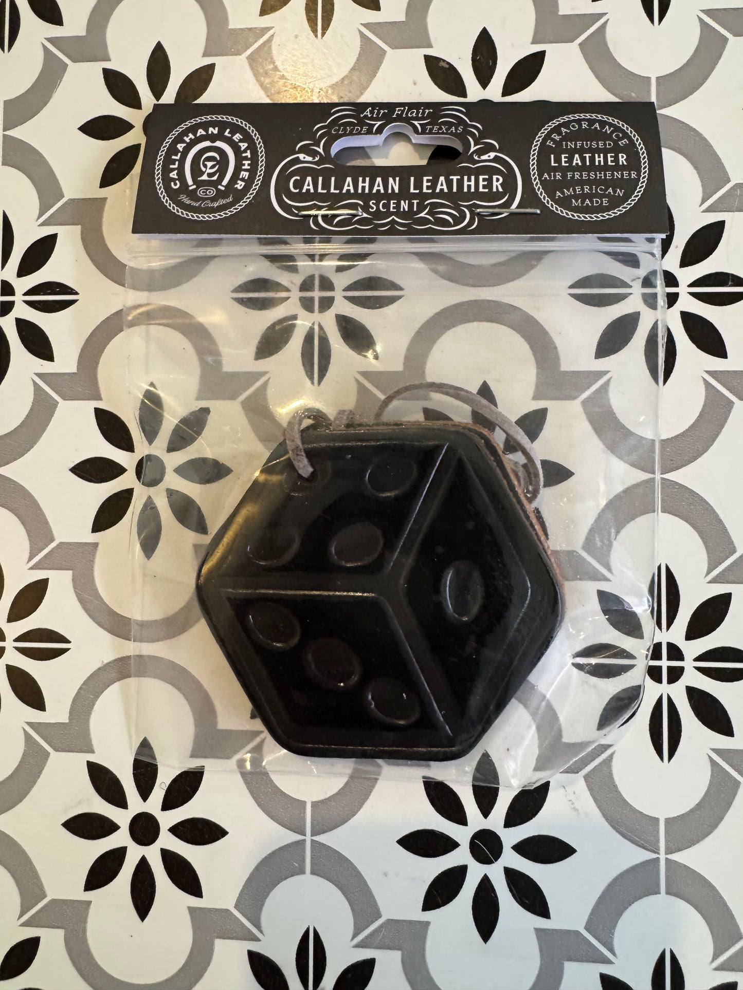 Double Dice Air Flair: Leather Scent