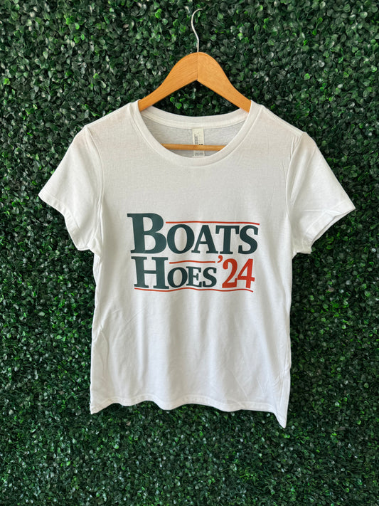 Boats Hoes’ 24 Short Sleeve Tee