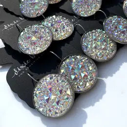 Glam Earrings in White Diamond
